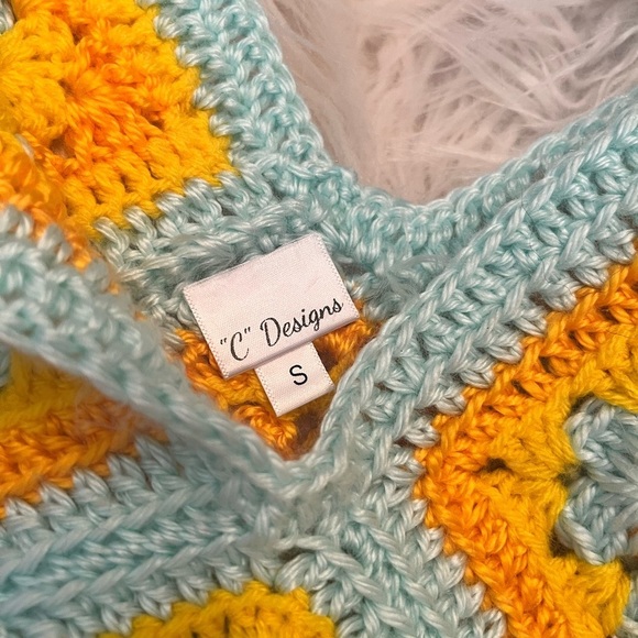 Crochet Granny Square top halter or tank - Picture 3 of 4